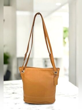 🆕 Coach Vintage Leather Tote Shoulder Bag